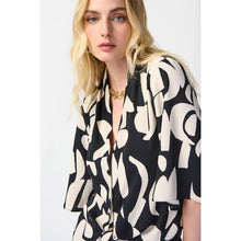Load image into Gallery viewer, Abstract Print Woven Front Tie Blouse
