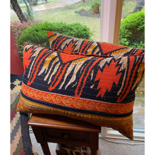 Load image into Gallery viewer, Kantha Pillow Set
