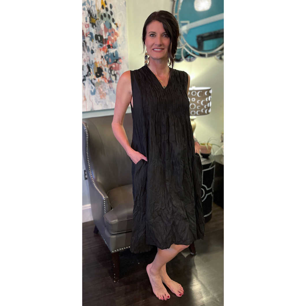 V-Neck Sleeveless Pocket Dress