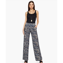 Load image into Gallery viewer, Long Microfiber Banded Wide Leg Pocket Pant

