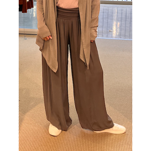 Flowing Woven Palazzo Pant